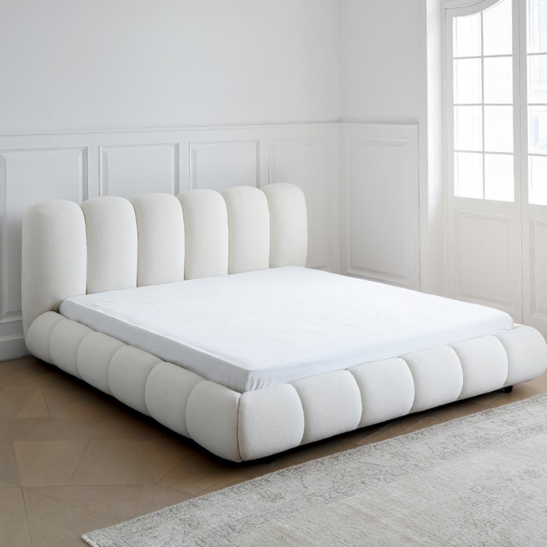 Columbo Velvet Bed